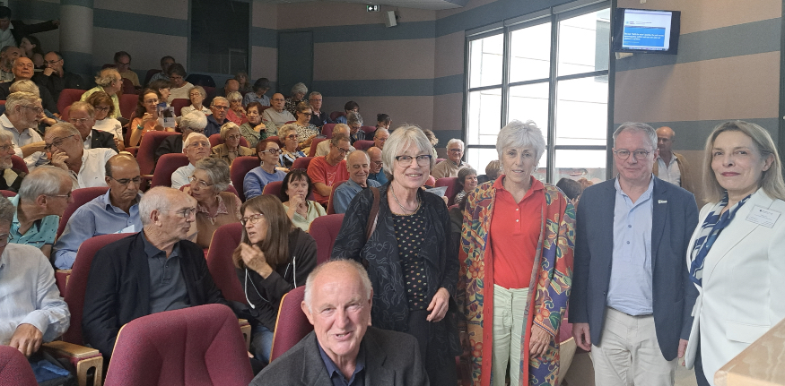 Conférence-débat en langue française présentée par Claude PIEL, journaliste franco-allemande, auteure du livre La bataille pour l’eau. Le défi du XXIe siècle (paru d’abord en allemand sous le titre Kampf ums Wasser). Avec la participation de Véronique MABRUT, directrice territoriale de l’Agence de l’Eau Adour-Garonne à Pau.12 septembre 2025, 17h30 Amphithéâtre de la Présidence de l’Université de Pau et des Pays de l’Adour. Institut Heinrich Mann